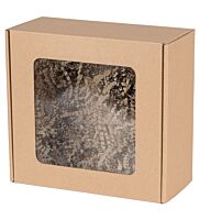 pudelko fasonowe z okienkiem 200x200x100 mm z wypelniaczem wiorki kraft